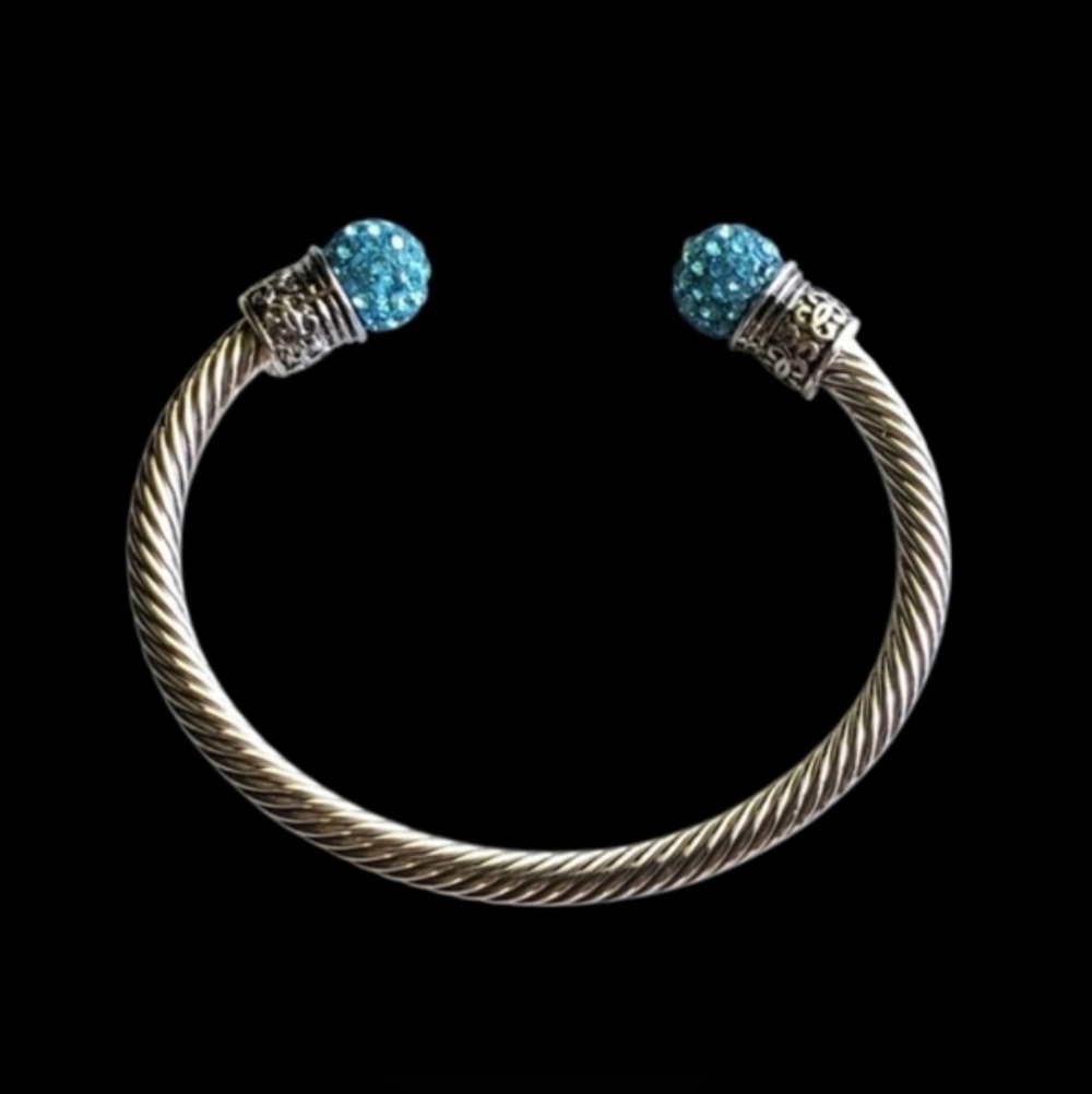 Cable Bracelet with Blue Accents - Picture 4 of 4